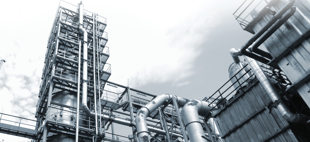 Grayscale image of an oil refinery