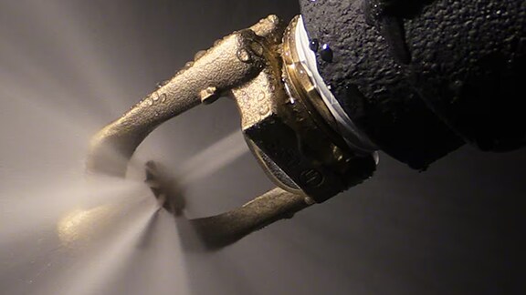 Cylinder bur with water spray