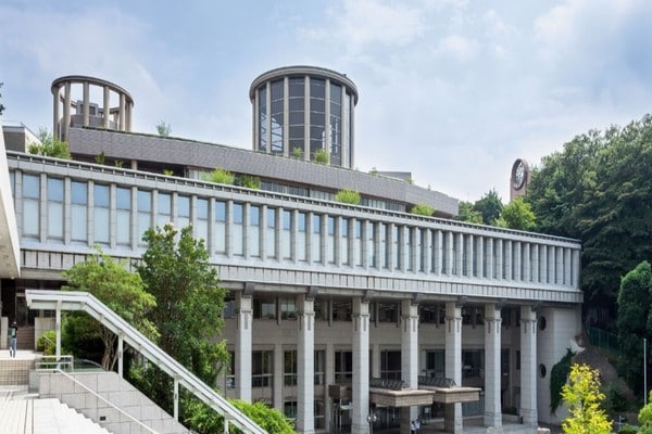 Senshu University