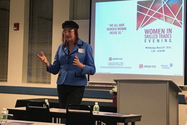 Betty Baisden presenting at a seminar on Women in Skilled Trades