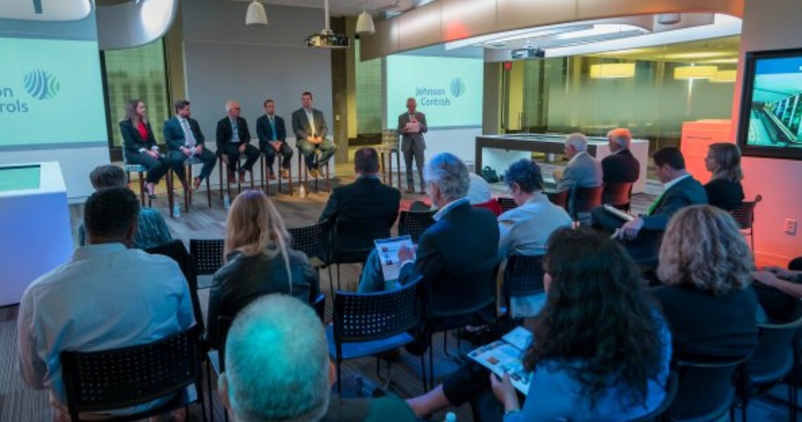 Panelists discussing onstage at the Johnson Controls Smart Ready event 