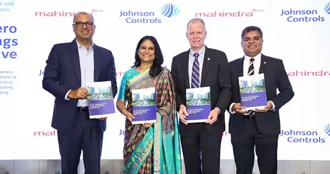 George Oliver, Abanti Sankaranarayanan and Shri Hardeep Singh Puri, inaugurating a roadshow hosted by Mahindra and Johnson Controls