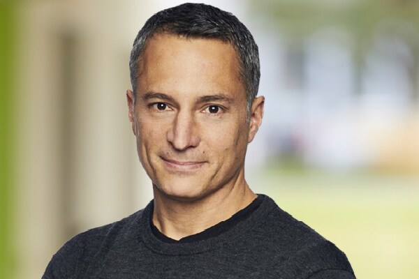 Headshot of Chris Bontempo, Vice President and Chief Marketing Officer, Johnson Controls