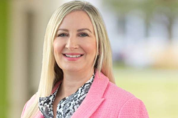 Headshot of Joanne Birtwistle, Vice President and Chief Communications Officer, Johnson Controls