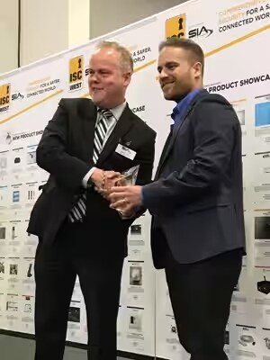 Iotega representative receives SIA New Product Showcase Award for Intrusion Detection and Prevention Solutions Wireless category