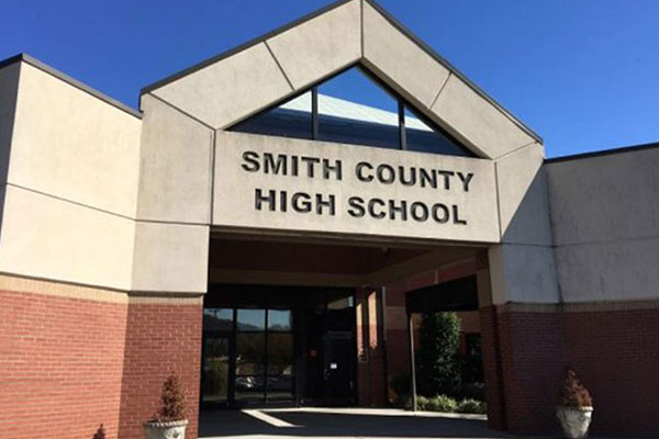 Exterior of Smith County High School in Carthage, Tennessee