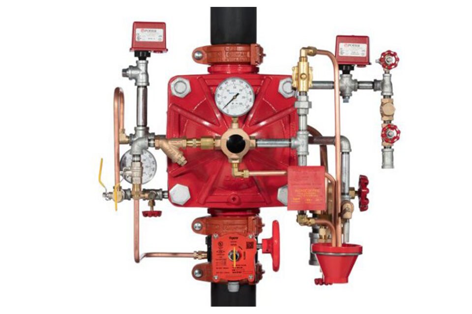 The TYCO® DV-5A deluge valve on a white background