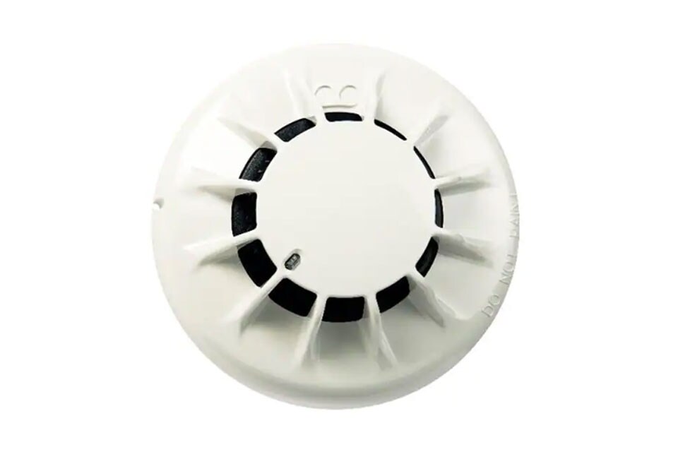 Johnson Controls 700 series microprocessor-based fire detector