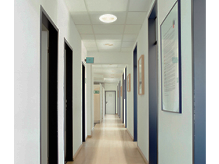 Image captured in Corridor Mode by Illustra camera